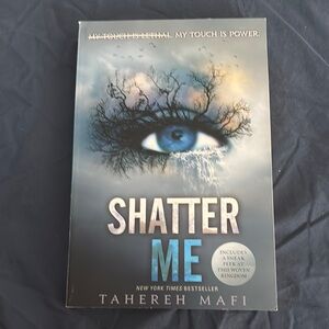 Shatter Me Book by Tahereh Mafi